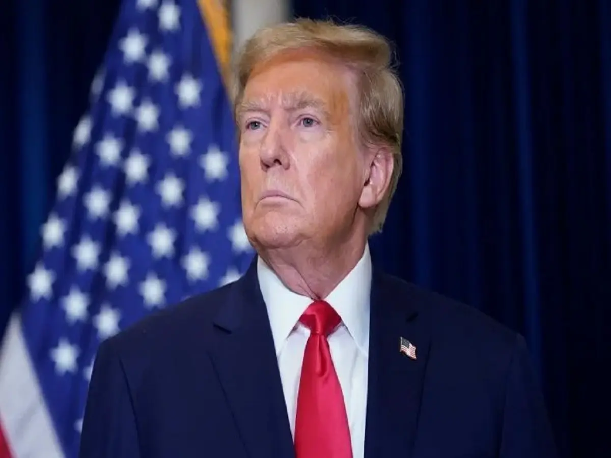 ترامب يعلن إعادة فتح المجال الجوي فوق فنزويلا