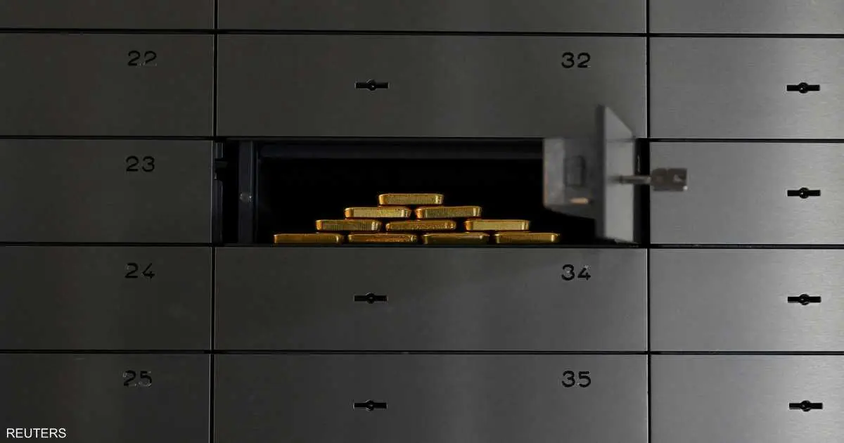 الذهب يتجه لأفضل مكاسب شهرية منذ 1980