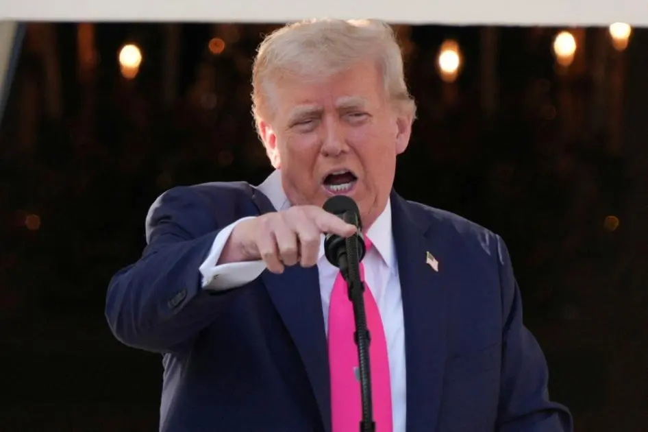 ترامب يطالب مصلحة الضرائب ووزارة الخزانة بتعويض 10 مليارات دولار