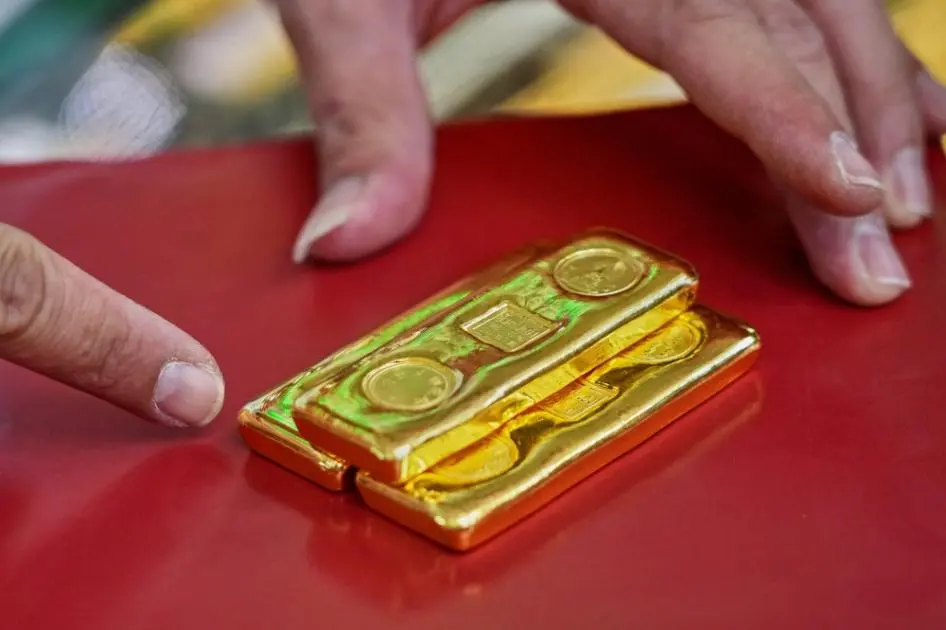 مشتريات الذهب تتجاوز 555 مليار دولار عالمياً في 2025.. بنمو 45%