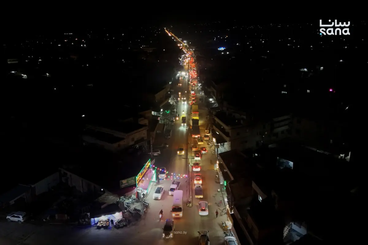 لقطات جوية ليلية لمدينة الأتارب في ريف حلب الغربي