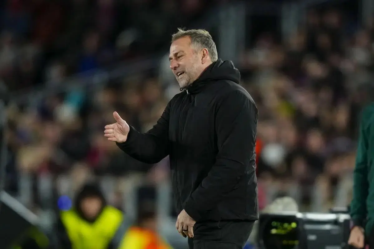 حقيقة صادمة.. برشلونة يلعب بالنار أمام أنظار هانز فليك