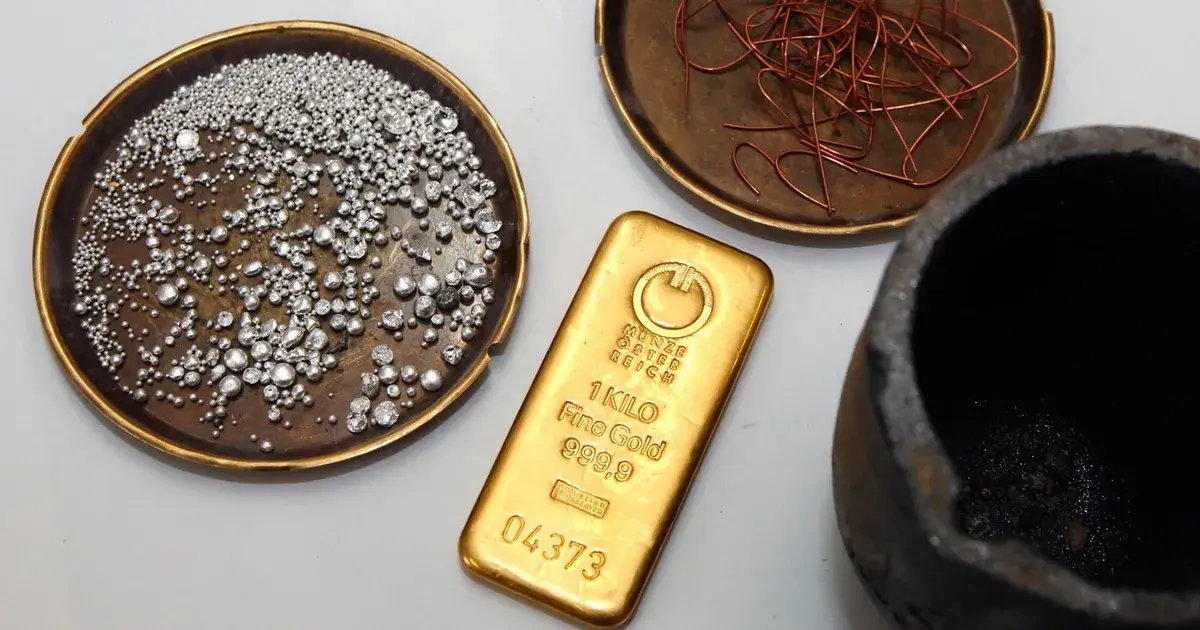 انهيار أسعار المعادن.. النحاس والبلاديوم والبلاتين تلحق بالذهب والفضة