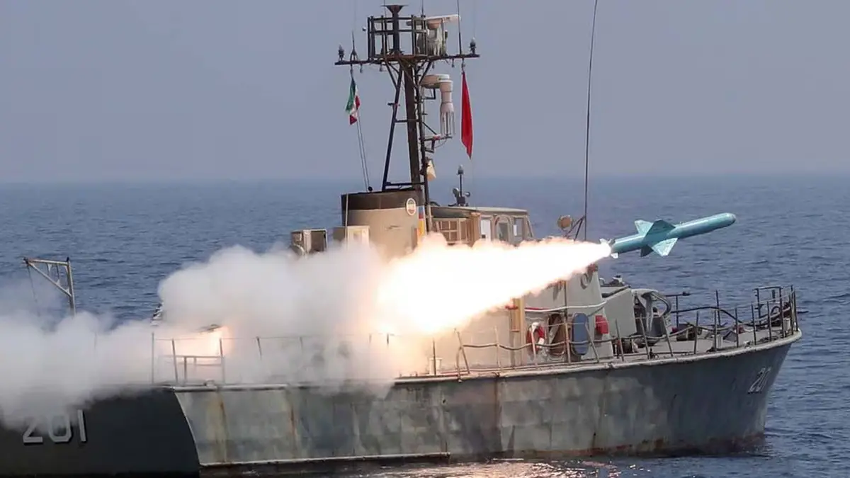 القيادة المركزية الأمريكية تحث الحرس الثوري الإيراني على تجنب السلوك التصعيدي في البحر