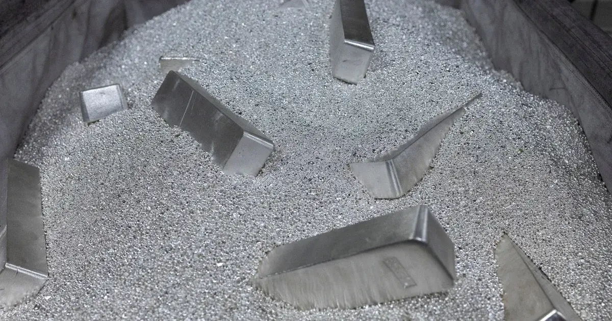 انهيار تاريخي لسعر الفضة.. أسوأ أداء يومي على الإطلاق