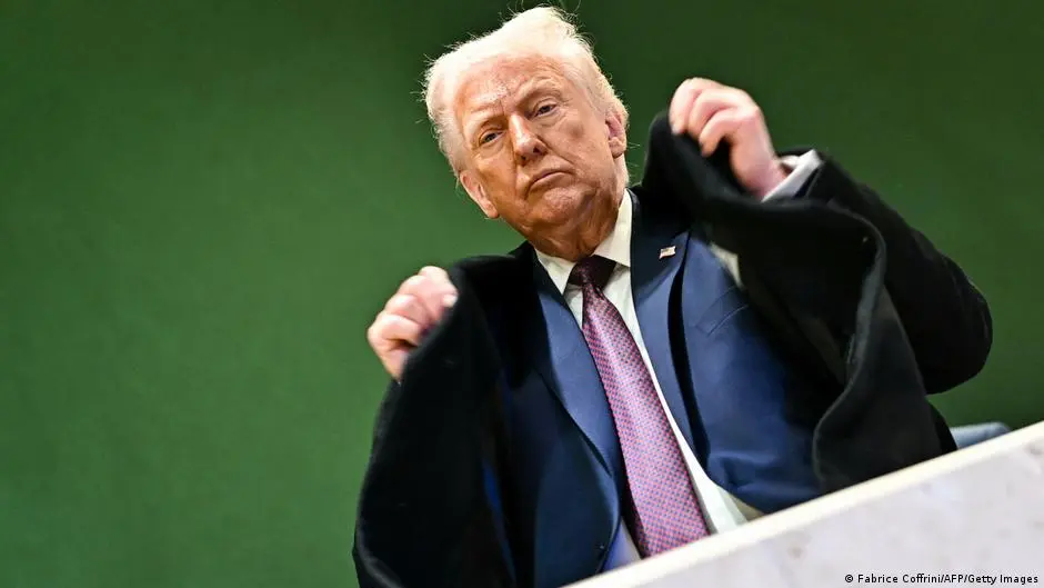 ترامب: إيران تريد اتفاقًا… وطهران تستبعد الصواريخ من التفاوض