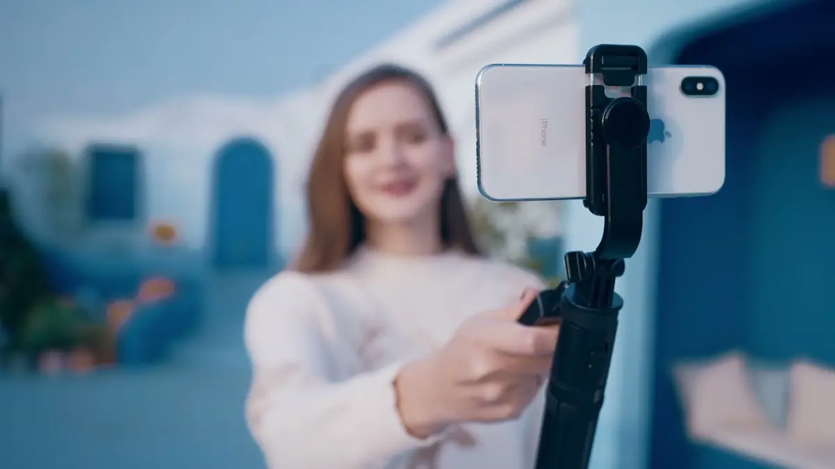 هاشتاق عربي - هوس "السيلفي" يدفع البعض لعمليات التجميل