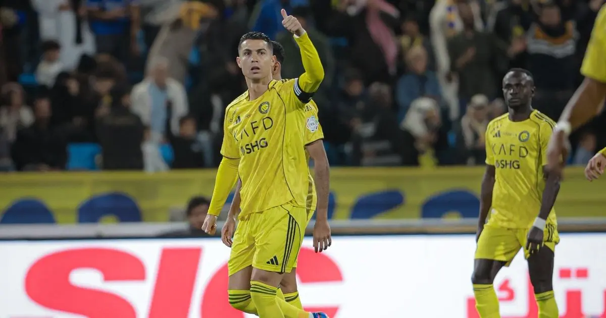 شاهد.. النصر بقيادة رونالدو يهزم الخلود بثلاثية ويقترب من الهلال