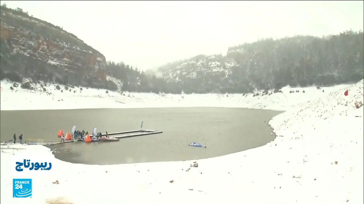 ريبورتاج - المغرب: مغامرة في المياه الباردة.. بحيرة أكلمام أزكزا وجهة لعشاق الرياضات الجبلية والمغامرات