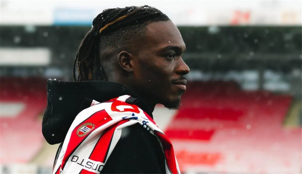 من هو آيلتسين كامويش مهاجم الأهلي المنتظر؟