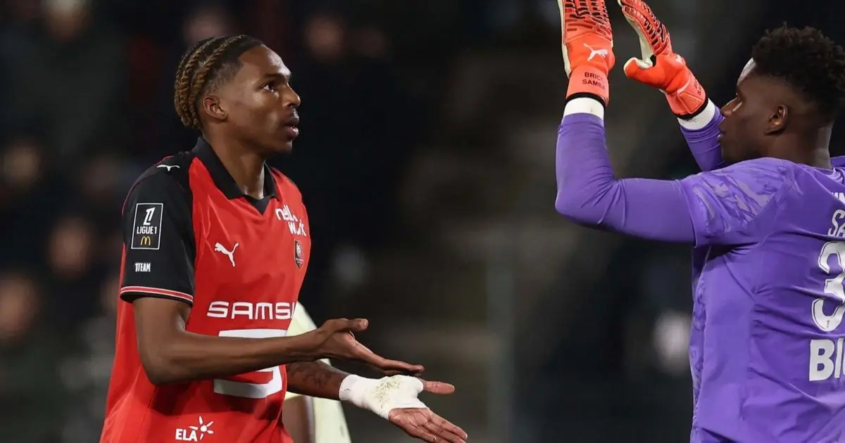 ليفربول يبدأ منافسة تشيلسي على ضم "جوهرة فرنسية" في الدفاع