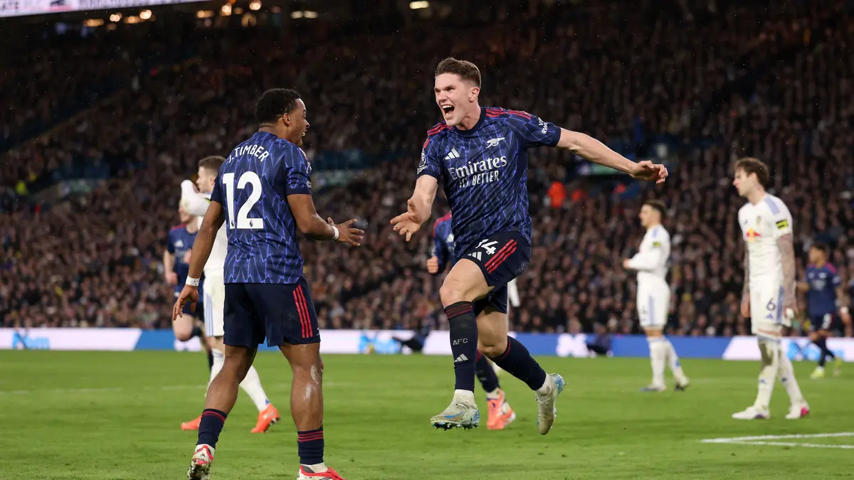 آرسنال يسحق ليدز ويستعيد توازنه في البريميرليج