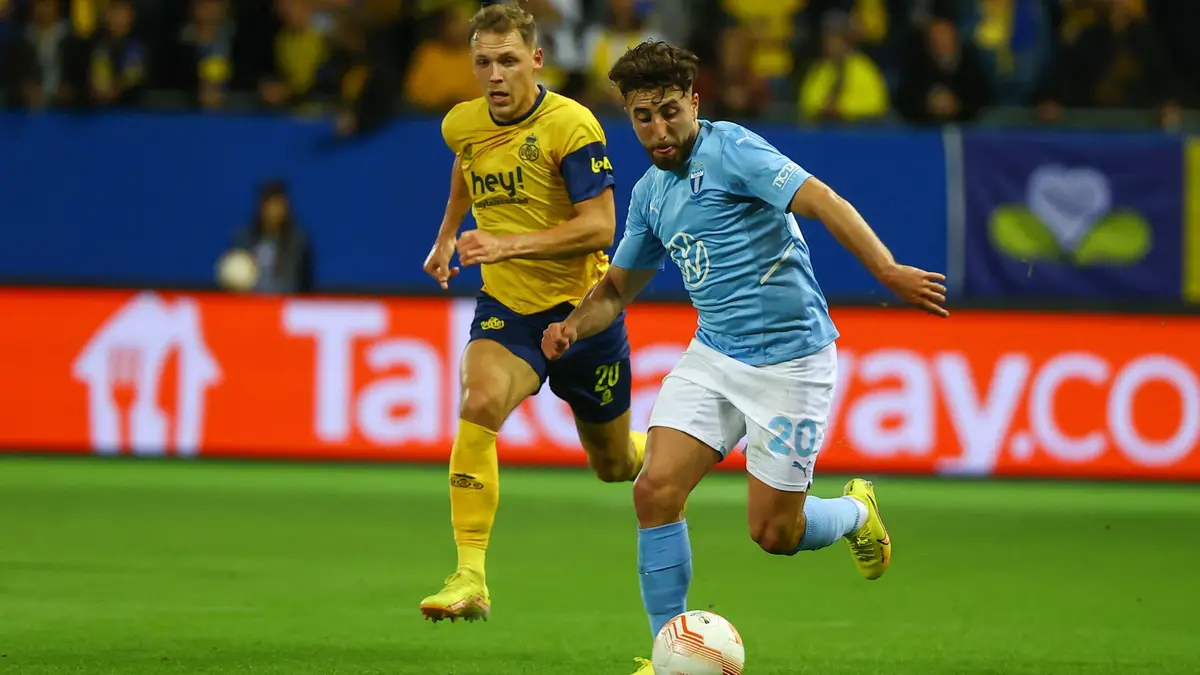 الفلسطيني مصطفى زيدان يرحل للدوري المصري