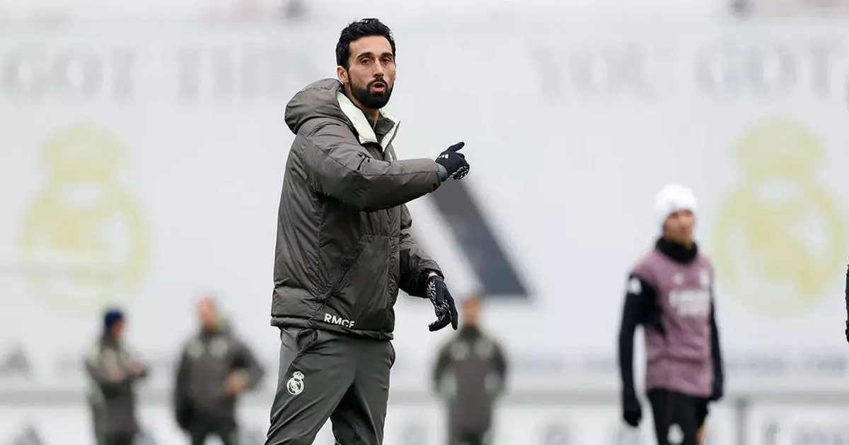 أربيلوا "لا يندم" على أي قرار ويرفض اتهامه بمحاباة نجوم ريال مدريد