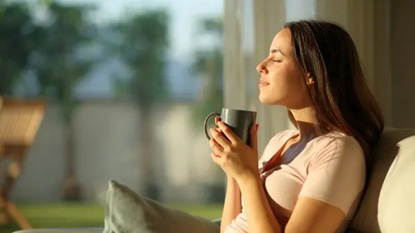 زهرة الخليج - أخطاء شائعة عند شرب القهوة.. تضر صحة الجسم