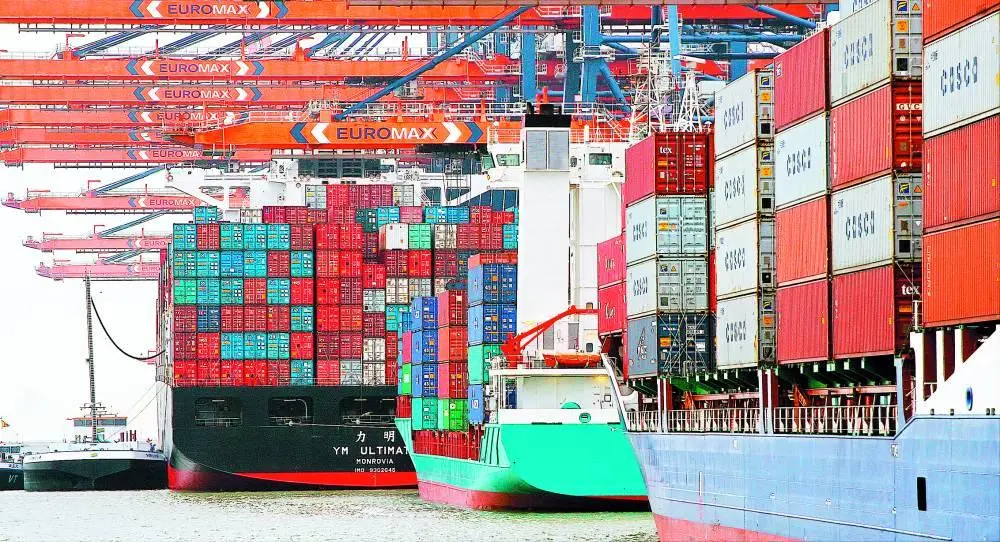 الصين تسجل فائضاً تجارياً بـ 107 مليارات دولار في ديسمبر