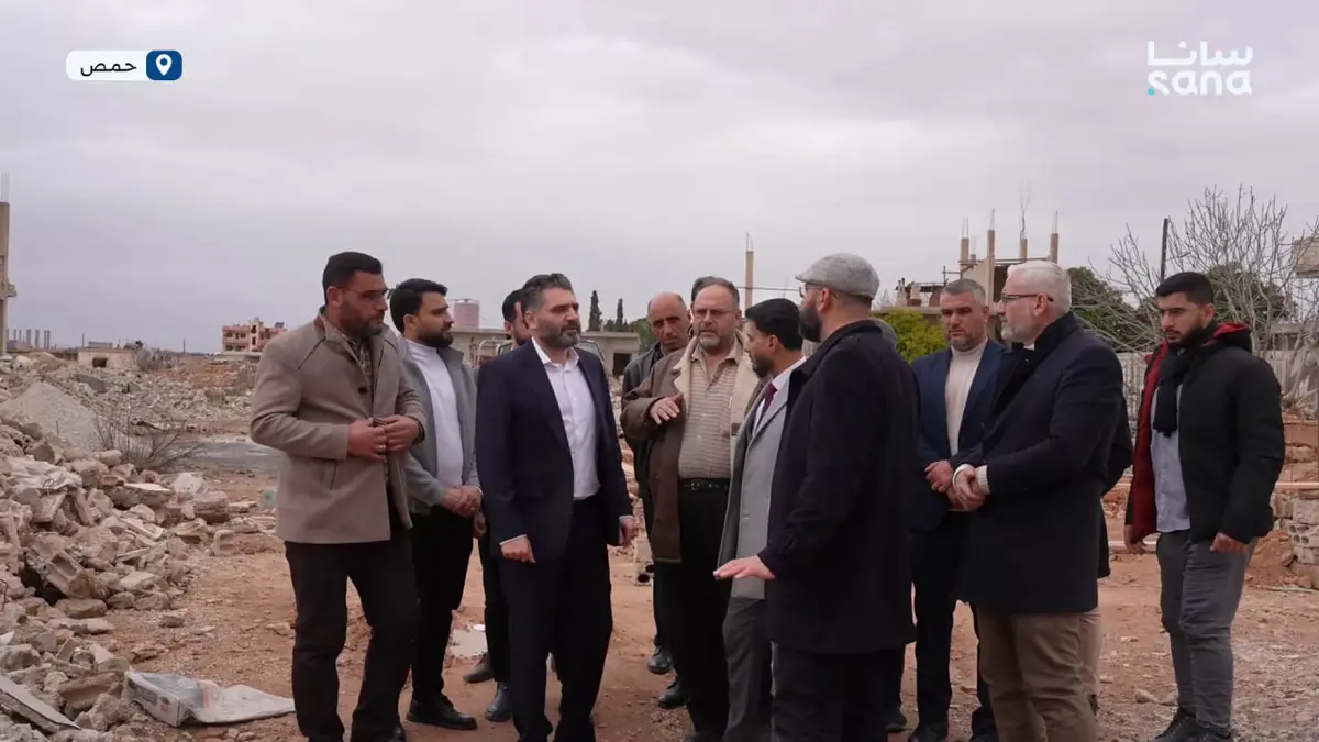 وزير الثقافة يزور منطقة القصير بريف حمص ويتفقد واقع المراكز الثقافية