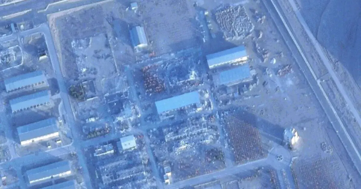 صور أقمار اصطناعية ترصد نشاطاً في منشآت نووية إيرانية وسط تصاعد التوتر