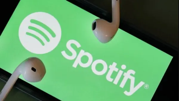 سبوتيفاي تطلق ميزة المحادثات الجماعية لمستخدميها