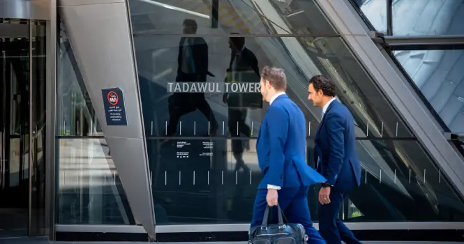 محللون لـ أرقام: تحسّن متوقع في السيولة وأداء انتقائي مع فتح السوق أمام المستثمرين الأجانب