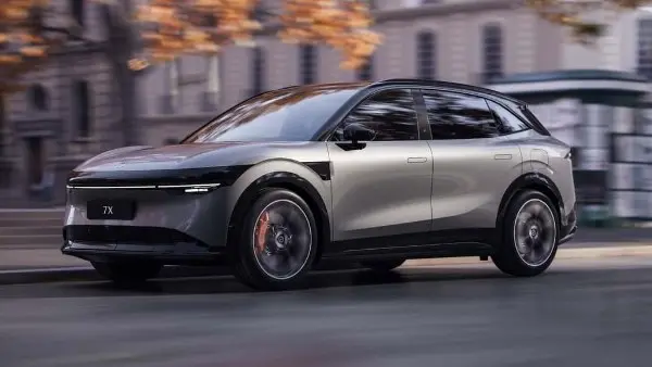 زيكر X7 Flagship 2026 تسارع عالي الأداء.. بقوة 636 حصاناً