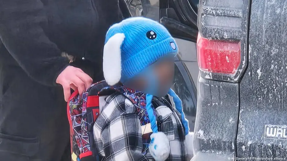 قاض يأمر بالإفراج عن طفل في الخامسة اعتقلته إدارة الهجرة