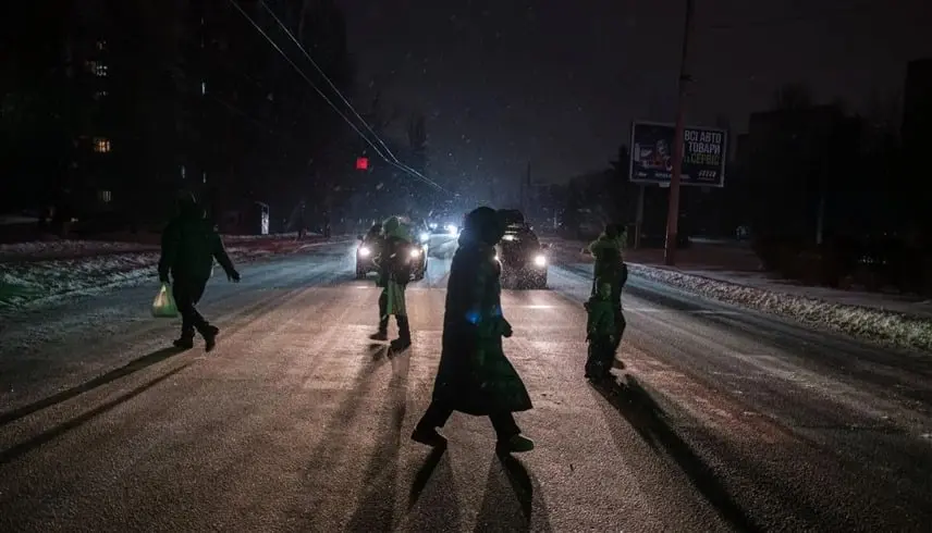 أغرق أوكرانيا في الظلام..زيلينسكي: لا هجوم خارجي قطع الكهرباء في البلاد - موقع 24