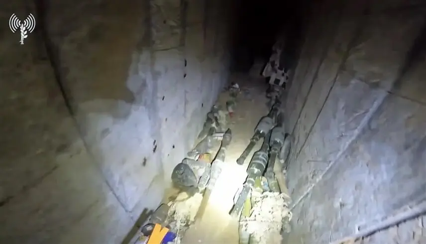 طوله مئات الأمتار..الجيش الإسرائيلي يعلن تدمير نفق لحماس في غزة - موقع 24