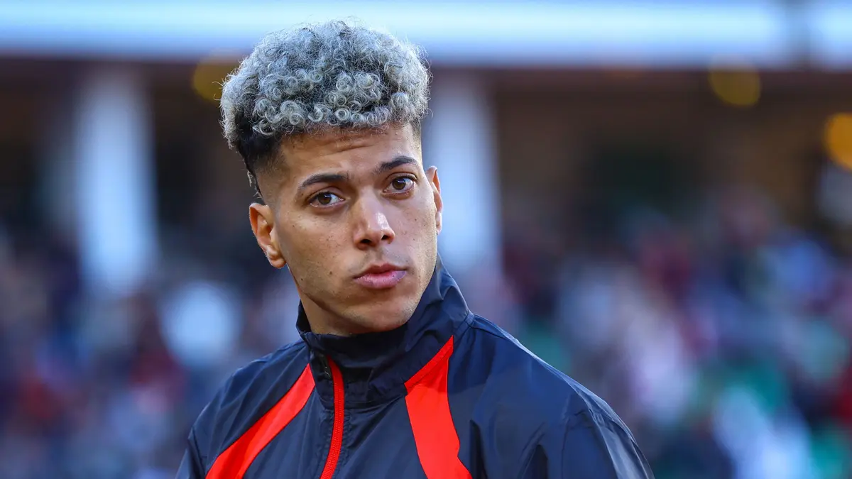 شوبير لإمام عاشور: رهانك على جماهير الأهلي خاسر.. ومكانك غير مضمون