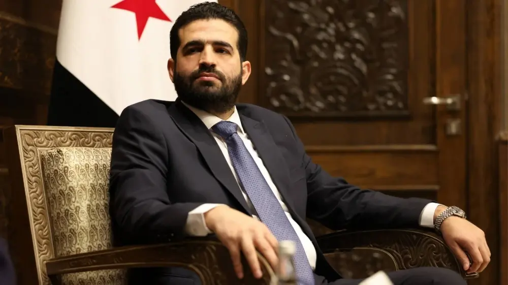 الداخلية تعلن القبض على المتورطين باستهداف منطقة المزة ومطارها العسكري