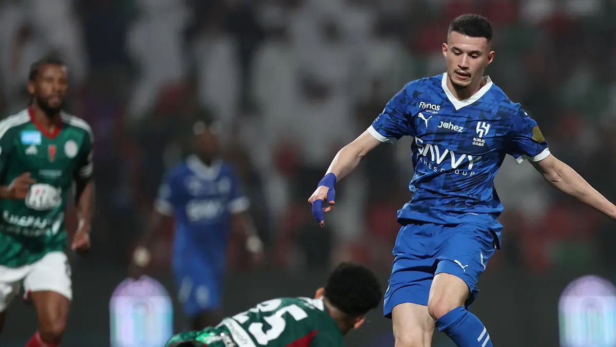 حبيس الدكة.. الحمدان يخلّص النصر من مهاجمه