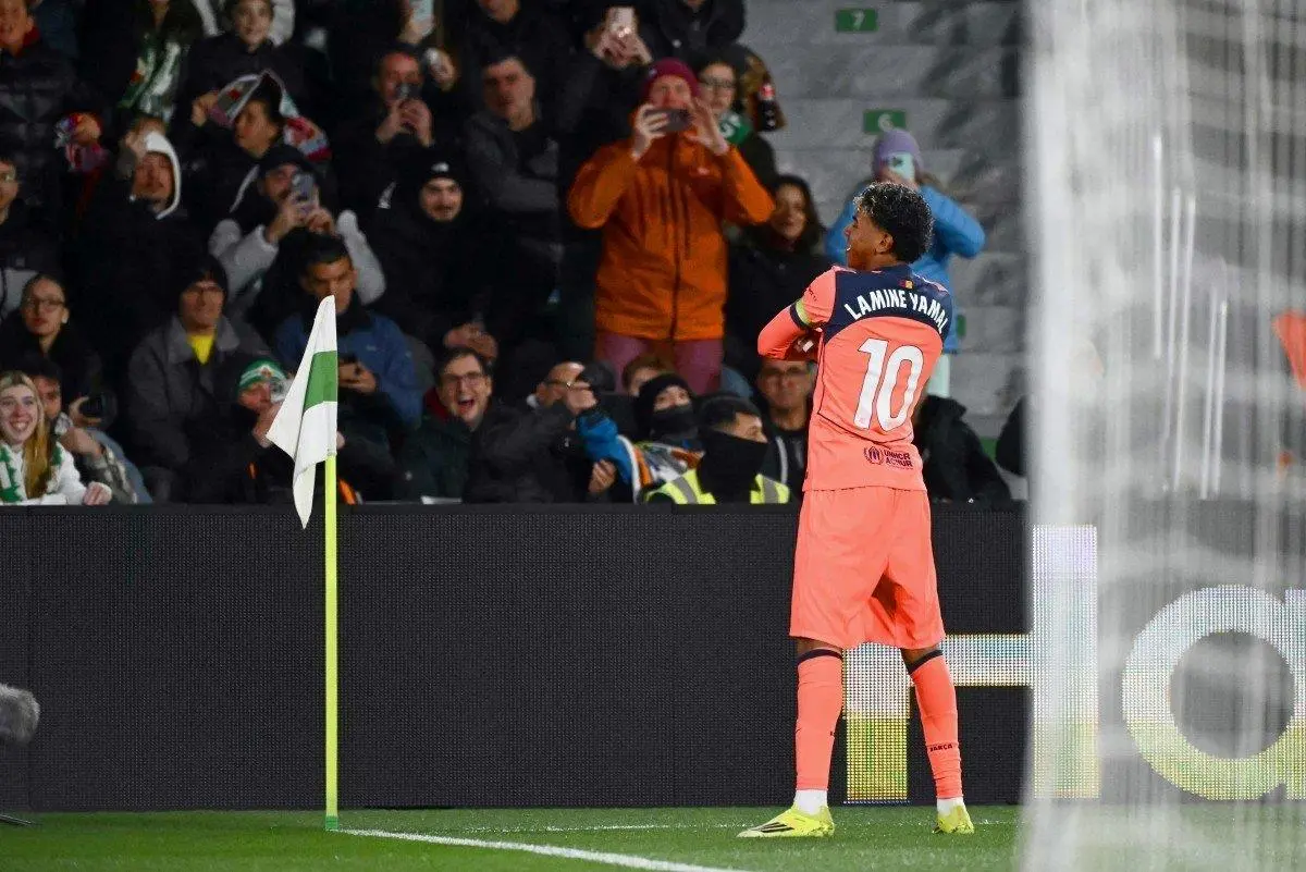 لامين يامال شو.. برشلونة يواصل سلسلة انتصاراته بثلاثية أمام إلتشي