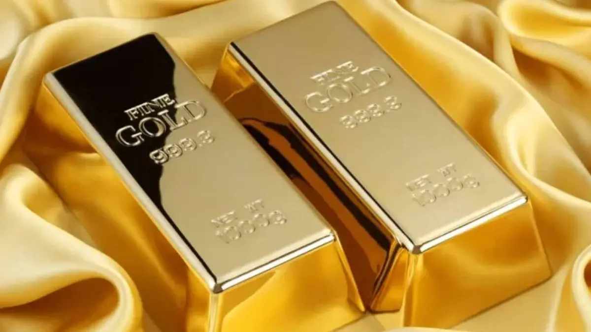 زلزال يضرب المعدن الأصفر: الذهب يكسر حاجز الـ 4700 دولار ويفقد 80 دولارا في ساعات