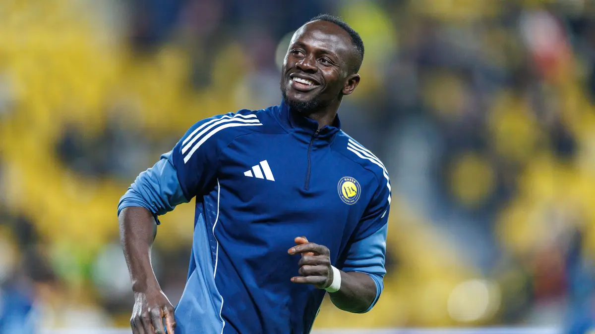 قصر ونادي وفندق فاخر.. ساديو ماني يبني امبراطوريته الفرنسية ويفاجئ الجميع