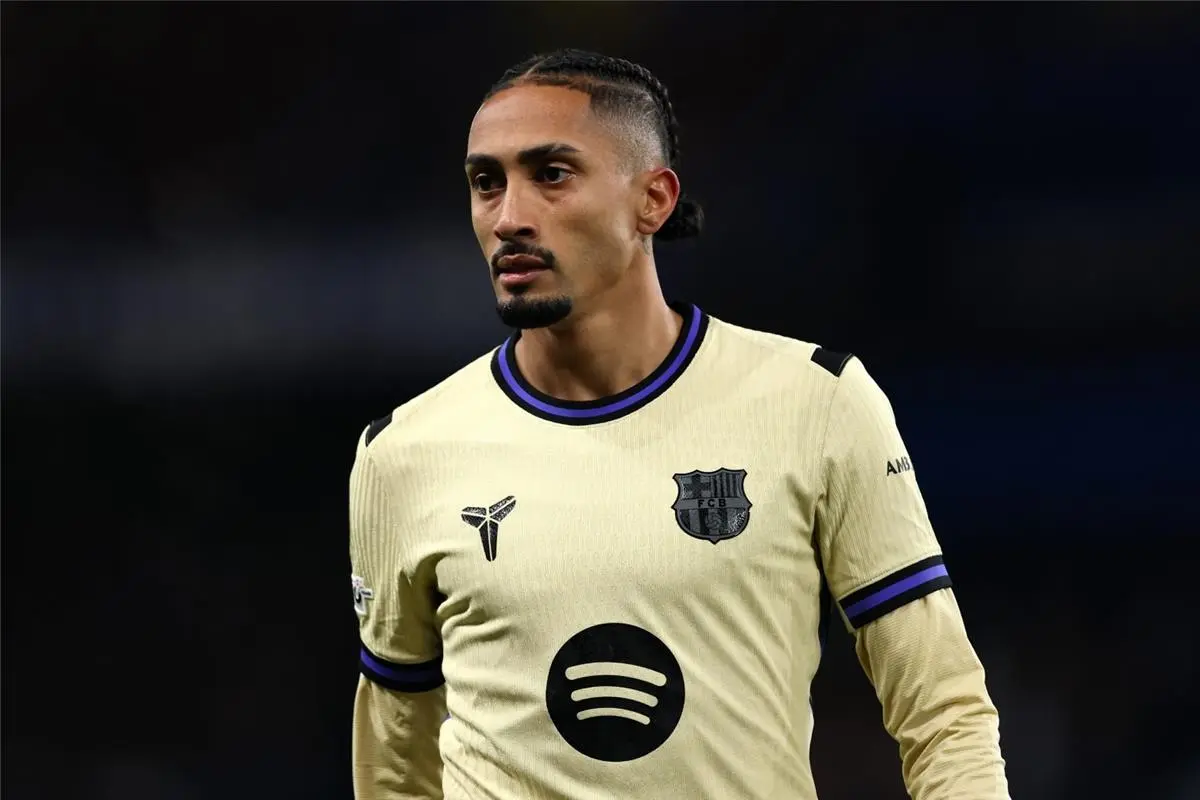 موقف رافينها وكوندي من المشاركة في مباراة برشلونة وألباسيتي