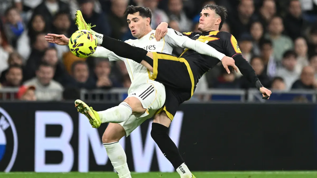 خبير تحكيمي يدلي برأيه حول ركلة جزاء ريال مدريد أمام رايو فاليكانو