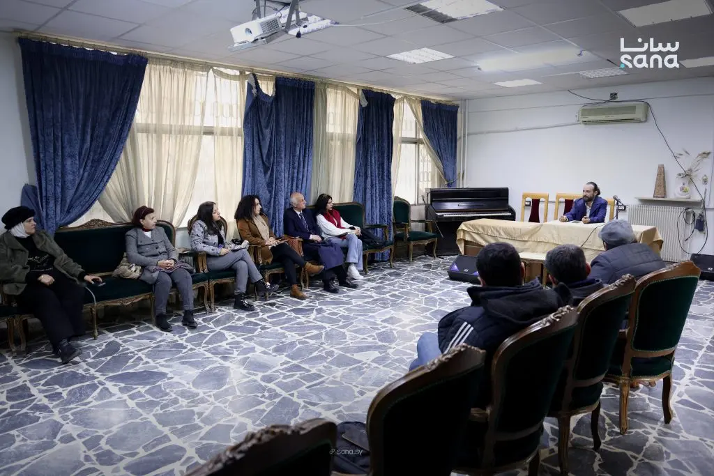 غزوان البلح يستعرض تاريخ المسرح السوري وتحدياته الراهنة في ثقافي المزة