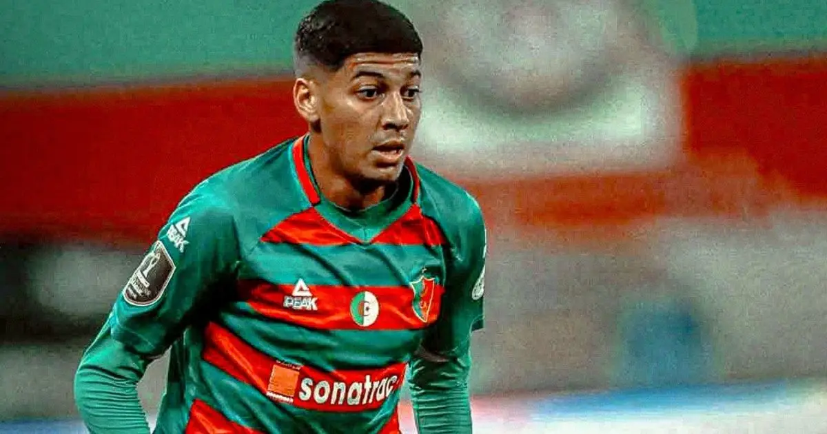 مولودية الجزائر يعبر سانت إيلوي ويحتفظ بآماله بدوري أبطال إفريقيا