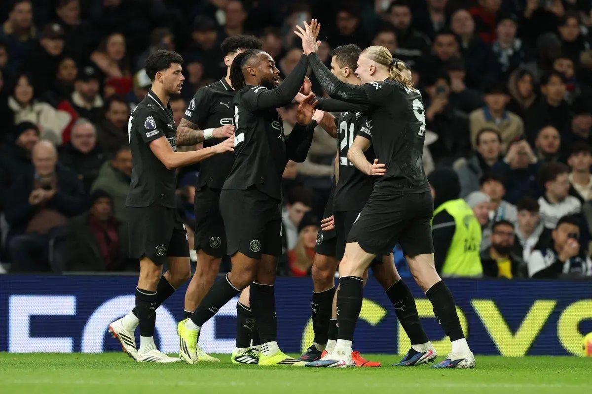 سيمينيو يحذر آرسنال بعد تعادل مانشستر سيتي مع توتنهام: كل شيء وارد