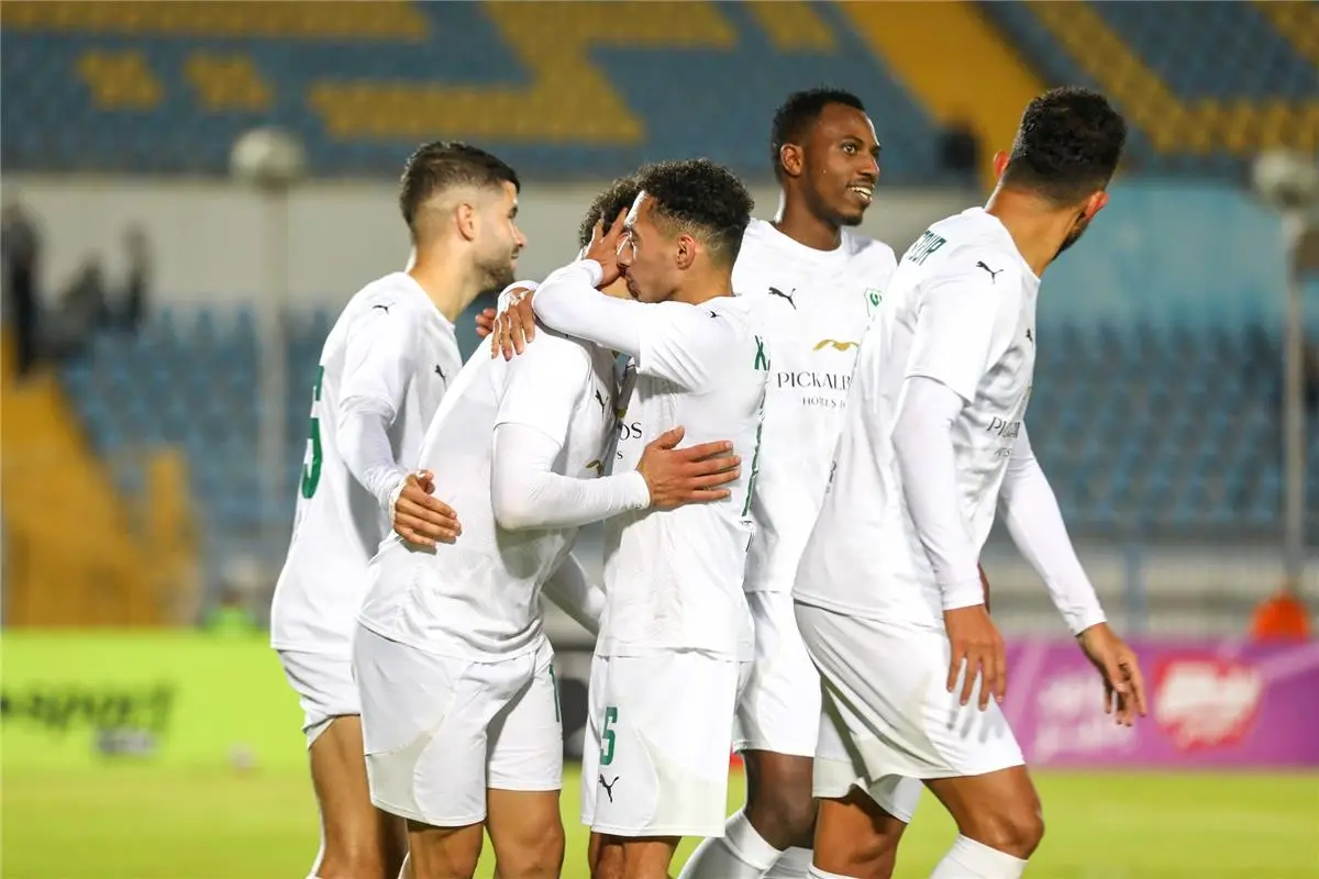 صلاح محسن يسجل هدف تعادل المصري أمام الزمالك