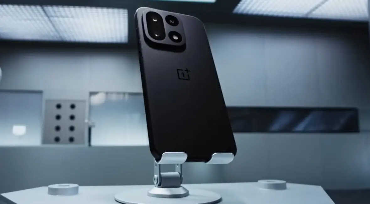 تسريب يكشف ترقية كبيرة في كاميرا التقريب لهاتف OnePlus 16 - التقنية بلا حدود