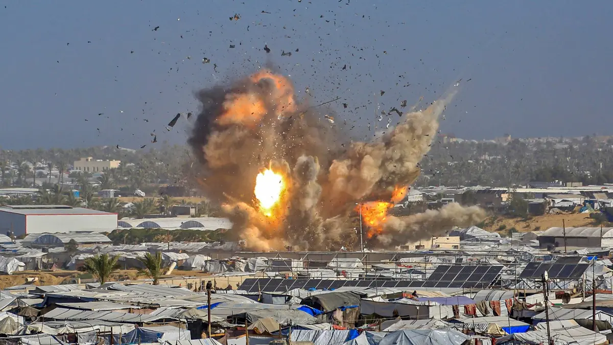 استشهاد طفل وإصابات جراء خروقات الاحتلال لوقف إطلاق النار في غزة