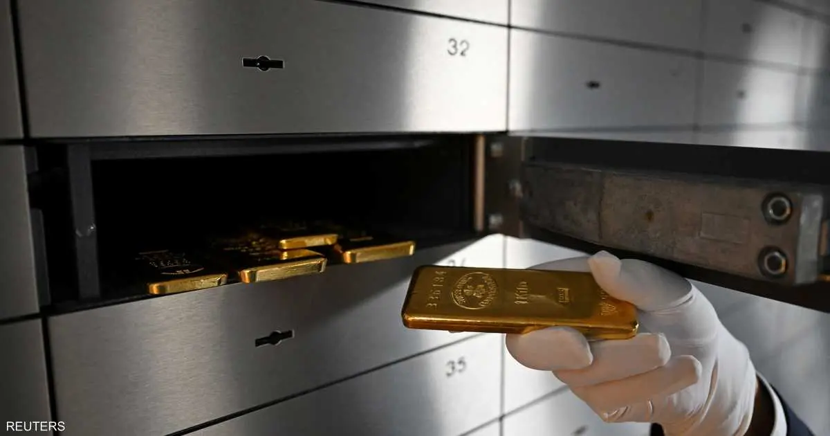 جيه.بي مورغان: أونصة الذهب ستصل إلى 6300 دولار بنهاية العام