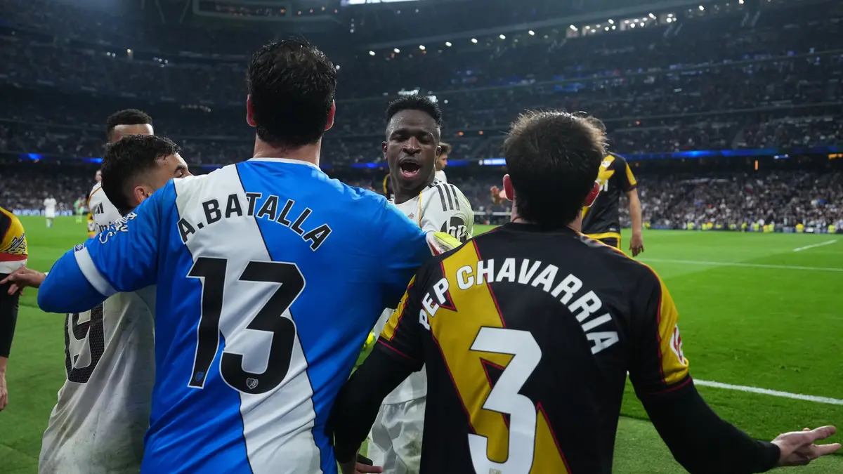 لاعب فاليكانو بعد الطرد أمام الريال: "الله عادل ويرى كل شيء"