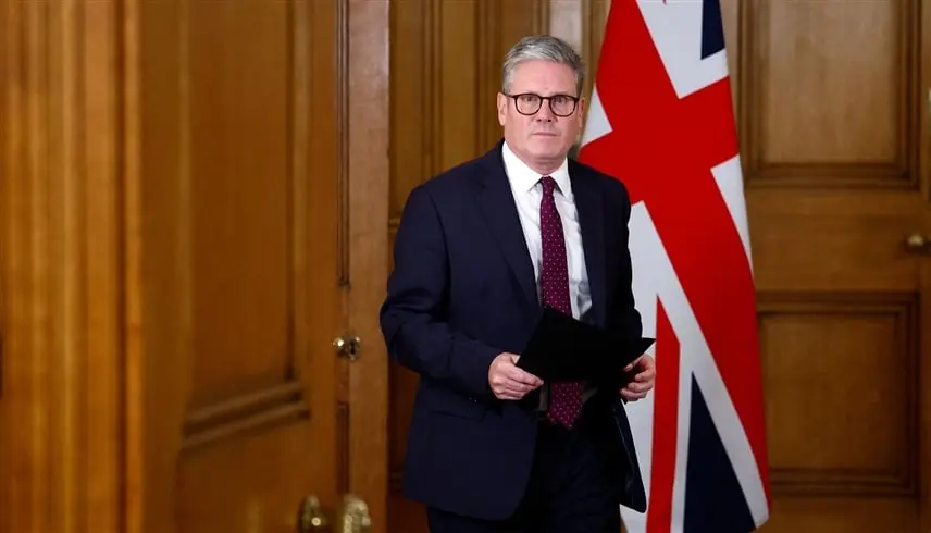 ستارمر يجدد مسعى بريطانيا للانضمام إلى صندوق الدفاع الأوروبي - موقع 24