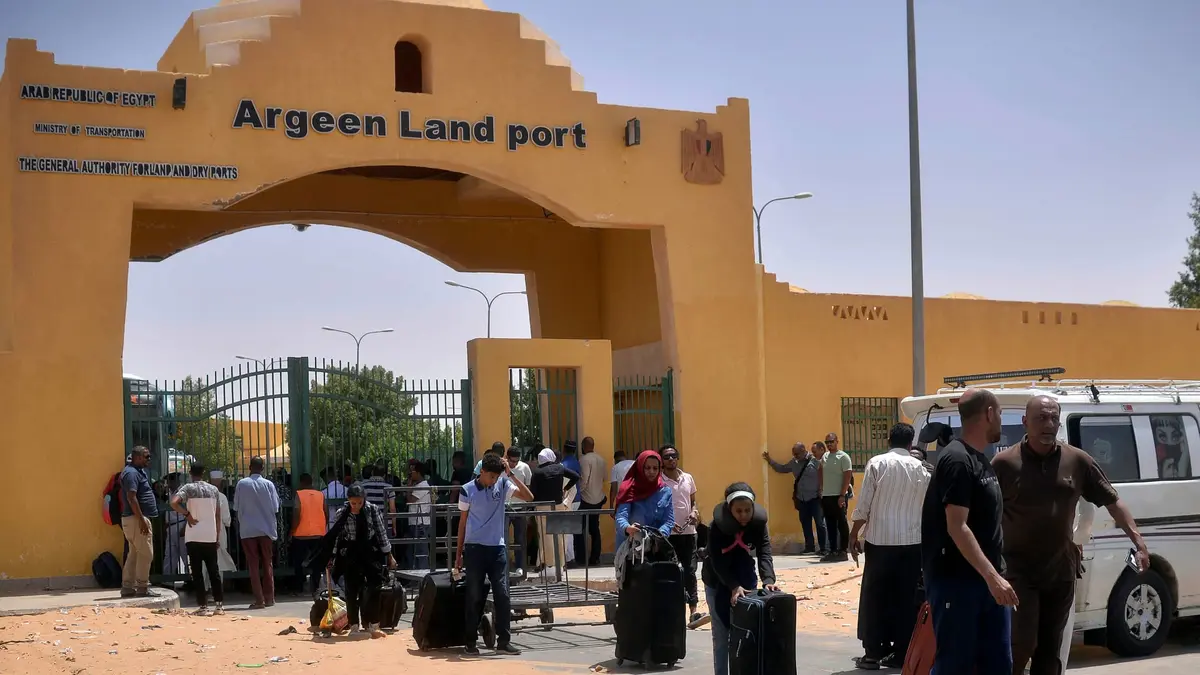 فيديو لـ"سودانيين في شاحنات قبل ترحيلهم من مصر".. ما قصته؟