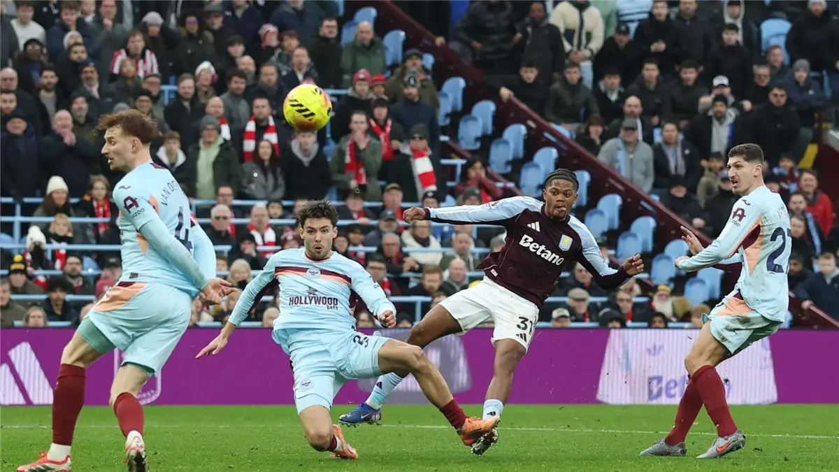 هدية لمانشستر سيتي.. أستون فيلا يسقط أمام برينتفورد ويفقد 3 نقاط ثمينة في صراع الصدارة