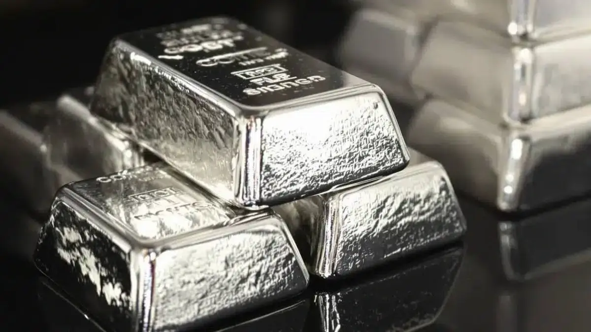 الفضة تواصل "السقوط " وتكسر مستويات الدعم النفسي عند 80 دولارا