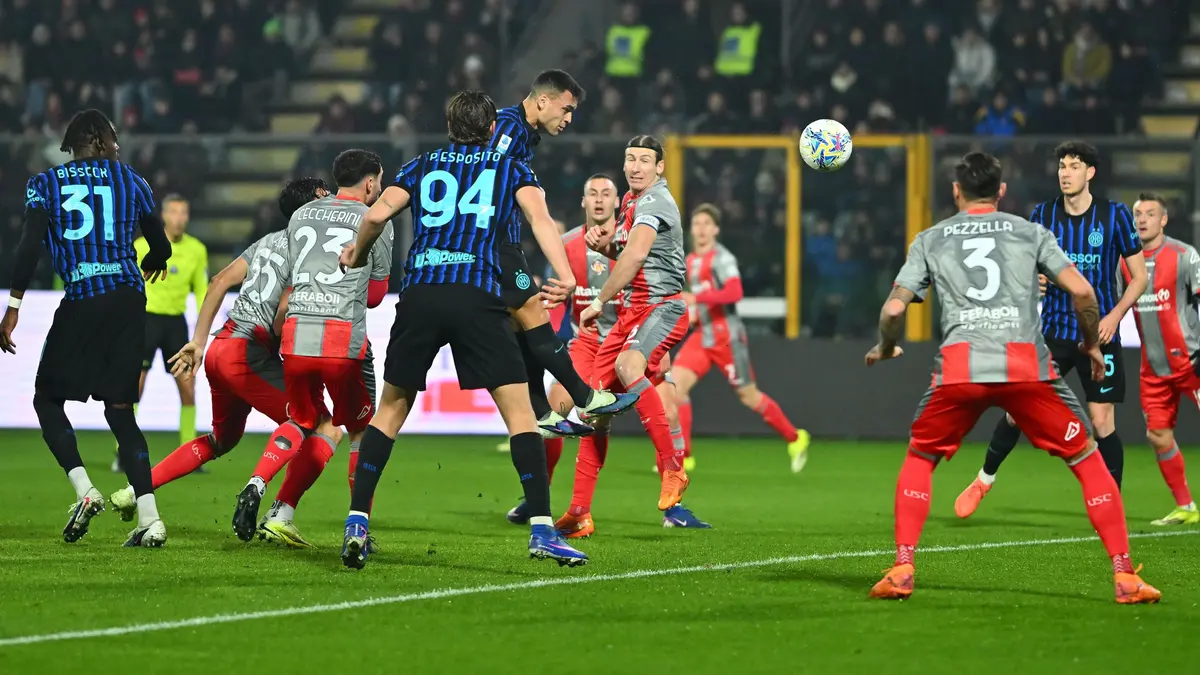 بالفيديو: لاوتارو يبصم على فوز إنتر ميلان أمام كريمونيزي