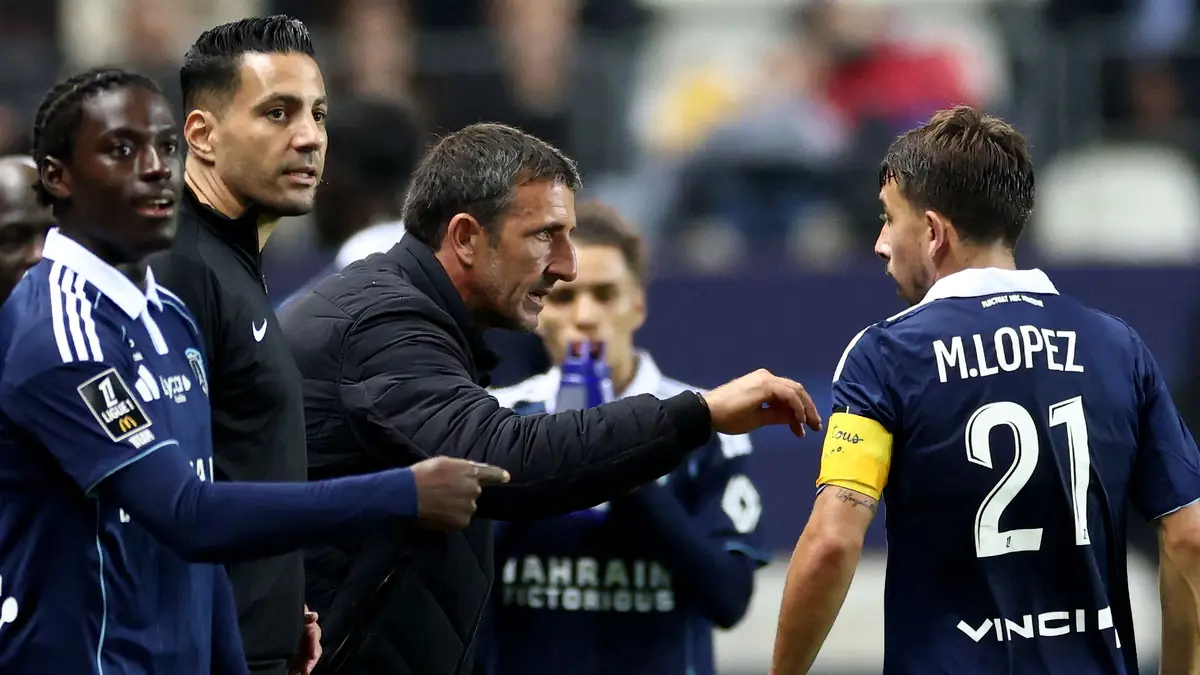 صدمة قبل المونديال.. لاعب باريس يرفض تمثيل الجزائر